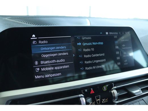 BMW 3 Serie 320e Business Edition Plus M-Sport | 96% SoH | Cruise Control | Camera | Climate Control | Navi |... ActivLease financial lease