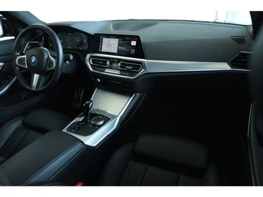 BMW 3 Serie 320e Business Edition Plus M-Sport | 96% SoH | Cruise Control | Camera | Climate Control | Navi |... ActivLease financial lease