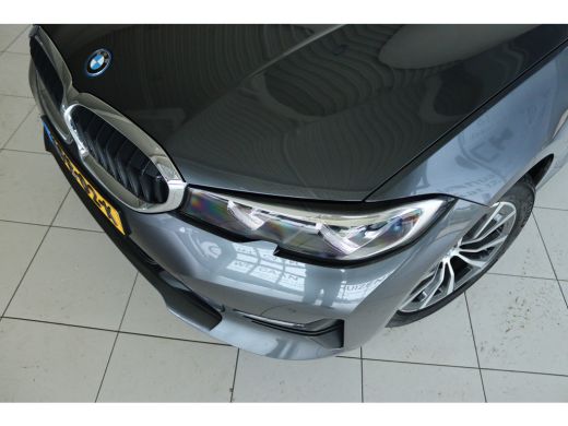 BMW 3 Serie 330e Business Edition Plus | Cruise Control | Camera | Stoelverwarming | LEDER | Carplay | Navi |... ActivLease financial lease