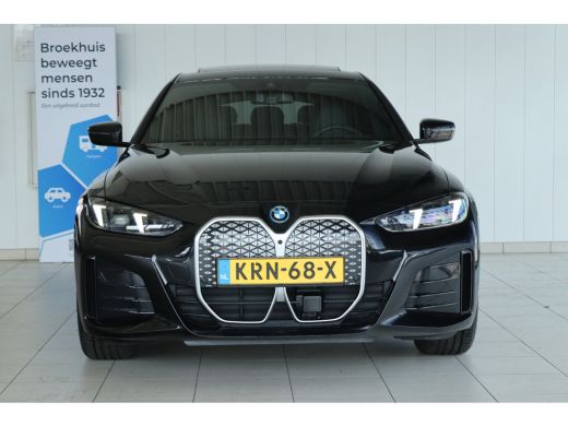 BMW i4 eDrive40 M Sport Edition 84 kWh | SoH 95% | Cruise Control | Schuifdak | 360 Camera | Head-up | S... ActivLease financial lease