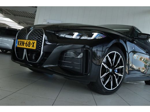 BMW i4 eDrive40 M Sport Edition 84 kWh | SoH 95% | Cruise Control | Schuifdak | 360 Camera | Head-up | S... ActivLease financial lease