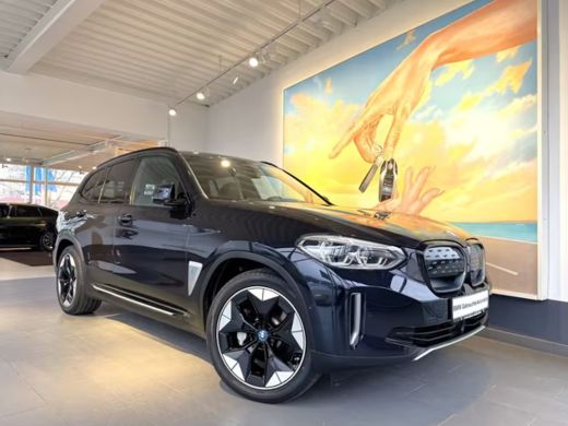 BMW iX3 80 kWh (210kW/286pk) ** LED, LEDER, PANO, MEMORY H&K SOUND, 20-inch LMV ** 1e EIG - UNFALLFREI **... ActivLease financial lease