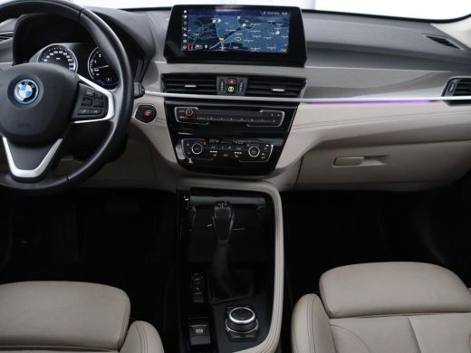 BMW X1 xDrive25e Business Edition Plus | SOH 91,4% | Panoramadak | Leder | Stoelverwarming | Sfeerverlic... ActivLease financial lease