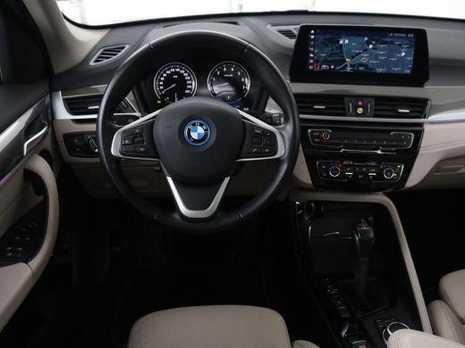 BMW X1 xDrive25e Business Edition Plus | SOH 91,4% | Panoramadak | Leder | Stoelverwarming | Sfeerverlic... ActivLease financial lease