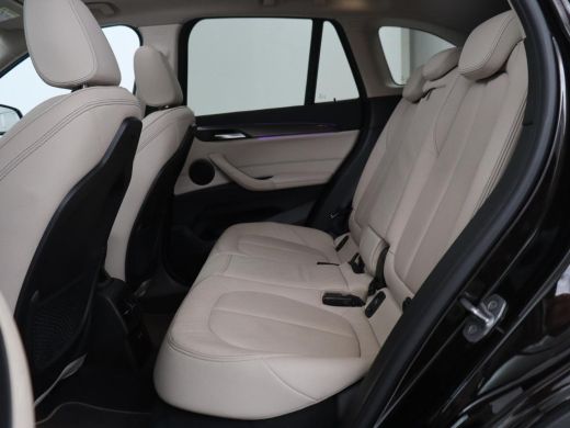 BMW X1 xDrive25e Business Edition Plus | SOH 91,4% | Panoramadak | Leder | Stoelverwarming | Sfeerverlic... ActivLease financial lease