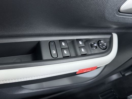 Citroën C3 Max, (2024-10) | Achteruitrijcamera | Dagrijverlichting | Draadloze telefoonlader ActivLease financial lease