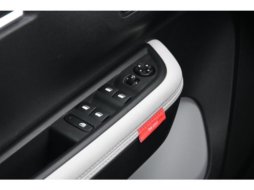 Citroën C3 Max | Achteruitrijcamera | Dagrijverlichting | Draadloze telefoonlader ActivLease financial lease