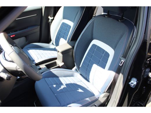 Citroën &euml;-C3 Collection 113pk Comfort Range 44 kWh Camera | Cruise Control | Airco | Android Auto/Apple Carplay ActivLease financial lease
