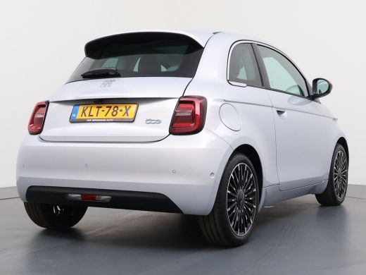 Fiat 500e La Prima 42 kWh | Achteruitrijcamera | Airco (automatisch) | Bestuurdersstoel in hoogte verstelbaar ActivLease financial lease