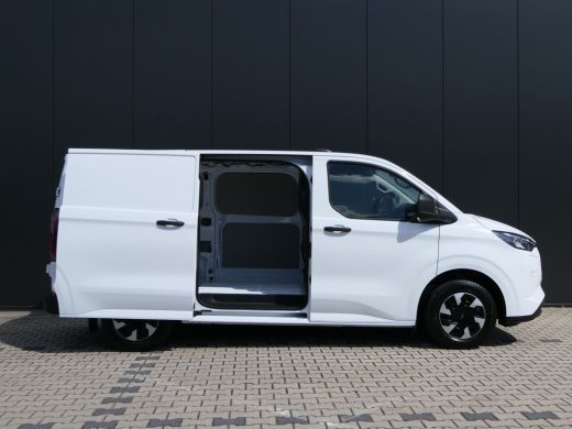 Ford E-Transit Custom 320 L1H1 Trend 71 kWh | 218pk | Camera | CarPlay/Android Auto | Bijrijders Bank | Stoel/Stuur Ver... ActivLease financial lease