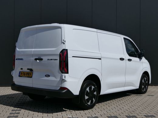 Ford E-Transit Custom 320 L1H1 Trend 71 kWh | 218pk | Camera | CarPlay/Android Auto | Bijrijders Bank | Stoel/Stuur Ver... ActivLease financial lease