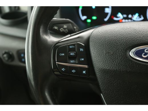 Ford E-Transit L3H2 68 kWh | Snelladen | SOH 95% | 360&deg; | Clima | 3 Zits | Cruise | Carplay | Parkeersens. ActivLease financial lease