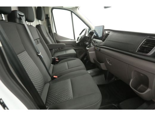 Ford E-Transit L3H2 68 kWh | Snelladen | SOH 95% | 360&deg; | Clima | 3 Zits | Cruise | Carplay | Parkeersens. ActivLease financial lease