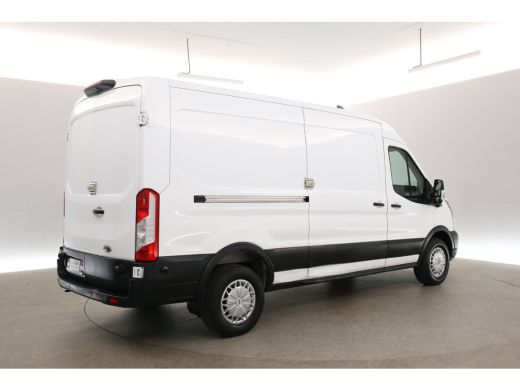 Ford E-Transit L3H2 68 kWh | Snelladen | SOH 95% | 360&deg; | Clima | 3 Zits | Cruise | Carplay | Parkeersens. ActivLease financial lease
