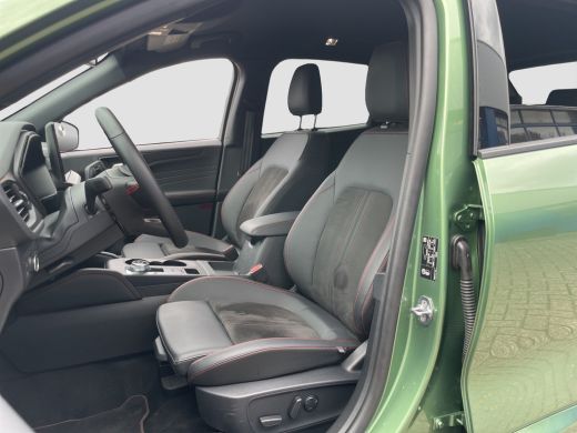 Ford Kuga 2.5 PHEV ST-Line X | Black Pack Velgen | AGR Stoelen | B&O Audio | Winter Pack ActivLease financial lease