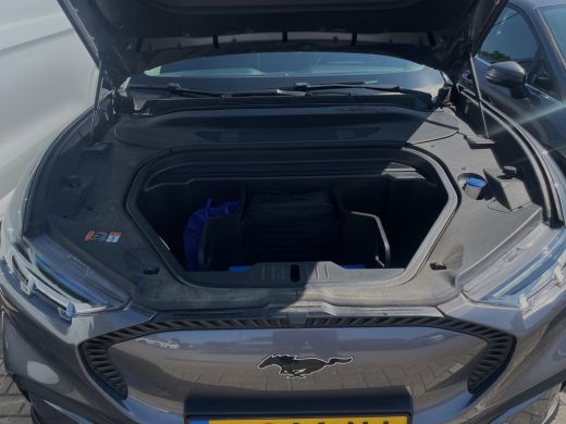Ford Mustang Mach-E Mach-E RWD 75 kWh | SOH 94% | Trekhaak | Pano | Adapt. Cruise | B&O | Blis | Apple Carplay | 19'' ActivLease financial lease