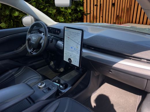 Ford Mustang Mach-E Mach-E RWD 75 kWh | SOH 94% | Trekhaak | Pano | Adapt. Cruise | B&O | Blis | Apple Carplay | 19'' ActivLease financial lease
