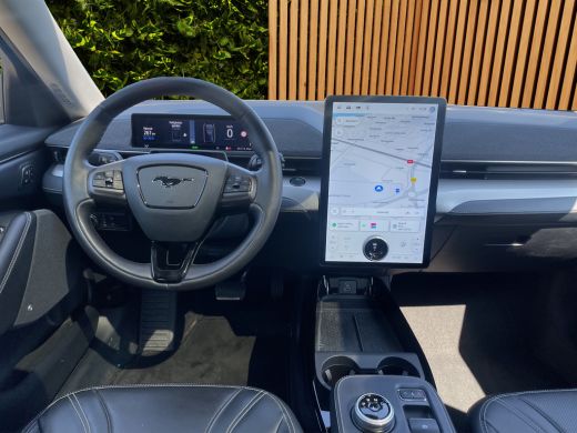 Ford Mustang Mach-E Mach-E RWD 75 kWh | SOH 94% | Trekhaak | Pano | Adapt. Cruise | B&O | Blis | Apple Carplay | 19'' ActivLease financial lease