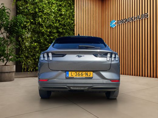 Ford Mustang Mach-E Mach-E RWD 75 kWh | SOH 94% | Trekhaak | Pano | Adapt. Cruise | B&O | Blis | Apple Carplay | 19'' ActivLease financial lease