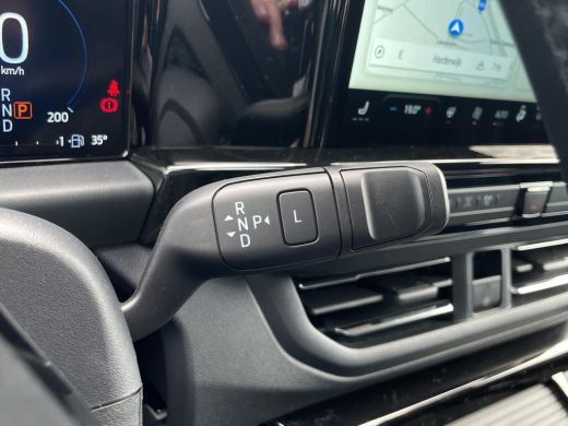 Ford Tourneo Custom Custom Titanium X Plug-in Hybrid 7 pers. | Panoramisch Dak | Elek. Trekhaak | Luxe | Op Voorraad!! ActivLease financial lease
