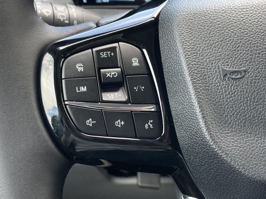 Ford Tourneo Custom Custom Titanium X Plug-in Hybrid 7 pers. | Panoramisch Dak | Elek. Trekhaak | Luxe | Op Voorraad!! ActivLease financial lease