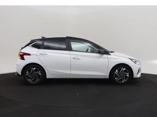 Hyundai i20 1.0 T-GDI Premium Sky | Adaptief cruise | Elek. panorama dak | Dodehoek detectie | Achteruitrijca... ActivLease financial lease