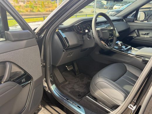 Land Rover Range Rover Sport P460e Momentum Edition | Towing Pack | Head-up | 23 inch | Meridian 3D Surround | Black Pack | Pano ActivLease financial lease