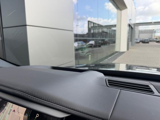 Land Rover Range Rover Sport P460e Momentum Edition | Towing Pack | Head-up | 23 inch | Meridian 3D Surround | Black Pack | Pano ActivLease financial lease