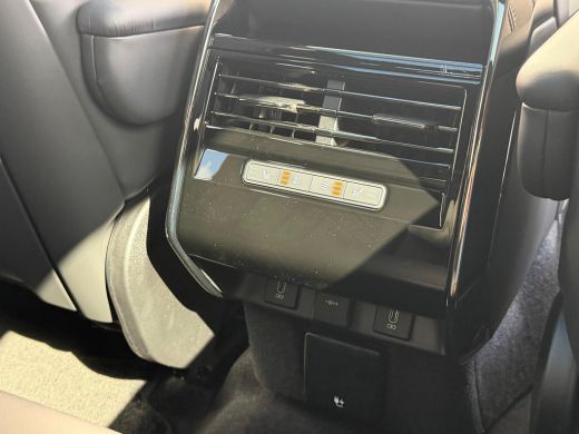 Land Rover Range Rover Sport P460e Momentum Edition | Towing Pack | Head-up | 23 inch | Meridian 3D Surround | Black Pack | Pano ActivLease financial lease