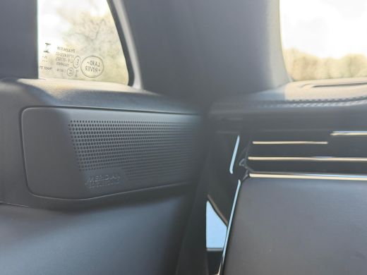 Land Rover Range Rover Sport P460e Momentum Edition | Towing Pack | Head-up | 23 inch | Meridian 3D Surround | Black Pack | Pano ActivLease financial lease