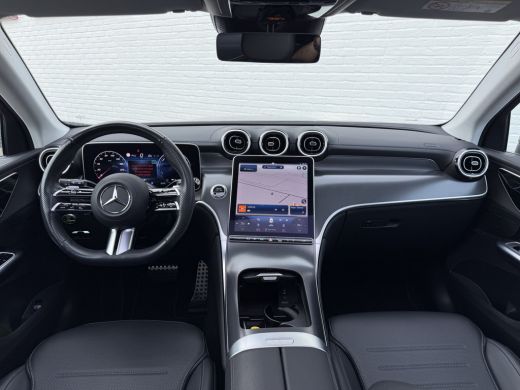 Mercedes-Benz GLC 300e 4MATIC AMG Line | Pano | Trekhaak | Distronic | Camera | 20 inch ActivLease financial lease