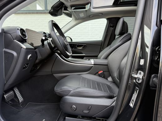 Mercedes-Benz GLC 300e 4MATIC AMG Line | Pano | Trekhaak | Distronic | Camera | 20 inch ActivLease financial lease