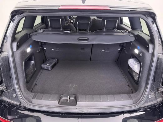 Mini Clubman 1.5 Cooper Yours | Cruise control | Keyless entry | Led koplamen | Achteruitrijcamera | Stoelverw... ActivLease financial lease