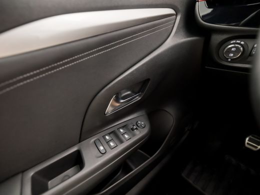Opel Corsa 1.2 GS Black Line (VIRTUAL COCKPIT, BLACK PACK, 1e EIGENAAR, APPLE CARPLAY, GROOT NAVI, LED KOPLA... ActivLease financial lease