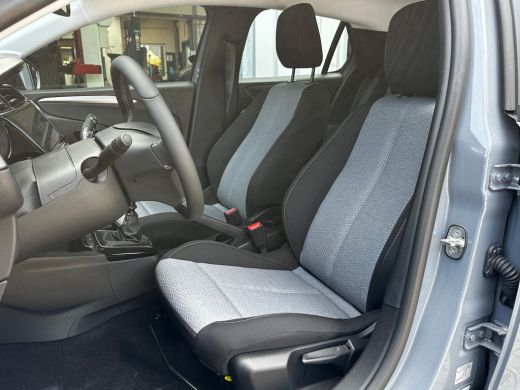 Opel Corsa 1.2 Turbo 100 PK Edition | STOEL EN STUURVERWARMING| DODEHOEK DETECTIE| CAMERA + PARKEERSENSOREN|... ActivLease financial lease
