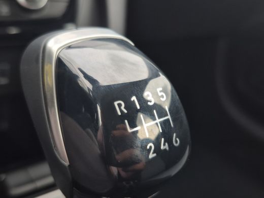 Opel Corsa Edition | Dode hoek waarschuwing | Draadloze Apple Carplay en Android Auto | LED koplampen met LE... ActivLease financial lease