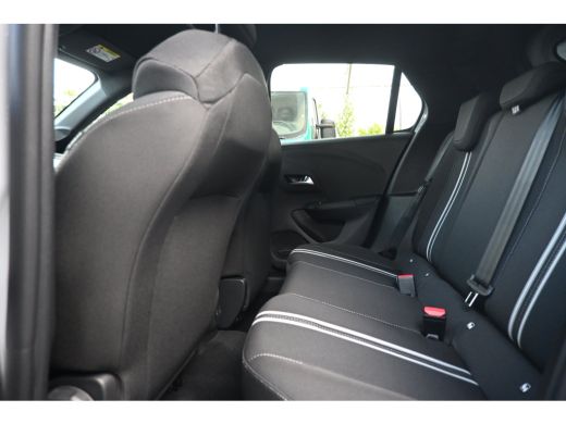 Opel Corsa GS | Dode hoek waarschuwing | IntelliLux LED Matrix-verlichting, inclusief LED matrix koplampen m... ActivLease financial lease