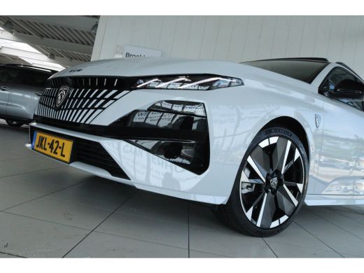 Peugeot 308 SW 1.6 Plug-in Hybrid 195 GT | Adapt. Cruise | Focal Audio | Schuifdak | 360 Camera | Elektr. kle... ActivLease financial lease