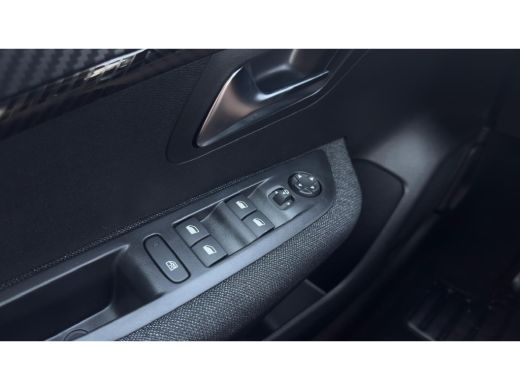Peugeot e-208 EV Business 50 kWh | Apple Carplay / Android Auto | Camera achter | Parkeer sensoren voor + achter | ActivLease financial lease