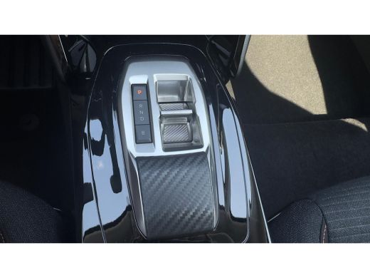 Peugeot e-208 EV Business 50 kWh | Apple Carplay / Android Auto | Camera achter | Parkeer sensoren voor + achter | ActivLease financial lease