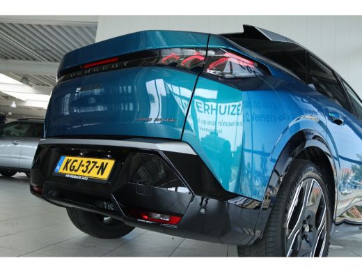 Peugeot e-3008 GT Long Range 230 97 kWh | Adapt. Cruise | Focal Audio | Schuifdak | Stoelverwarming | Elektr. Kl... ActivLease financial lease