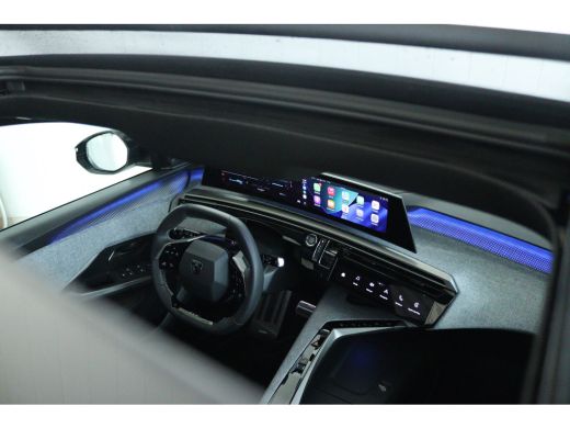 Peugeot e-3008 GT Long Range 230 97 kWh | Adapt. Cruise | Focal Audio | Schuifdak | Stoelverwarming | Elektr. Kl... ActivLease financial lease
