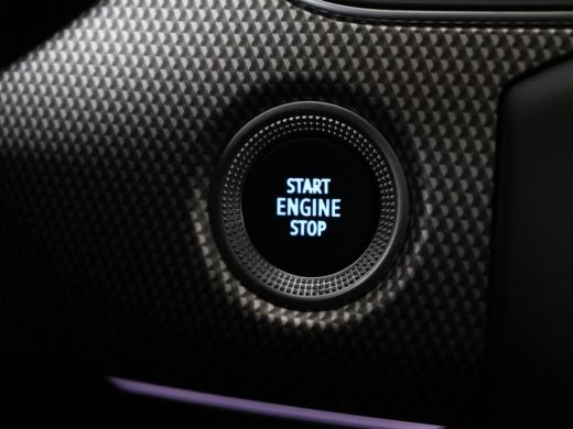 Renault Arkana | Panoramadak | Half leder | Carplay | Adaptive cruise | Dodehoek detectie | Camera | Park assist... ActivLease financial lease