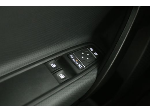 Renault Kangoo Mercedes-Benz eCitan 45 kWh | NIEUW | Snelladen | SOH 99% |  Clima | Camera | Cruise | Carplay | ... ActivLease financial lease