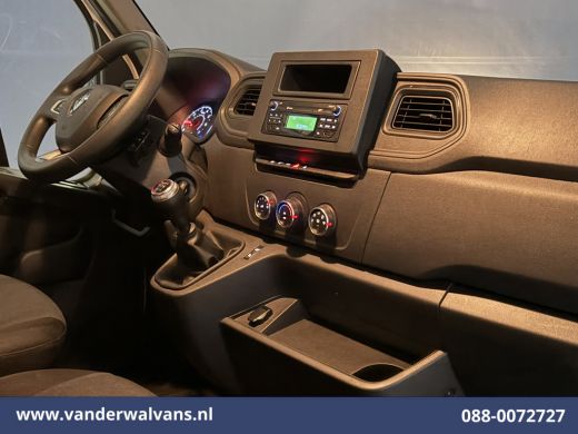 Renault Master 2.3 dCi 146pk Bakwagen 232cm Hoog Laadklep Zijdeur Euro6 Airco | LED | Lat om Lat betimmering Cru... ActivLease financial lease