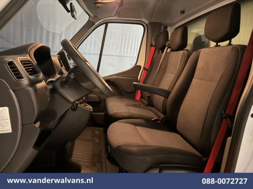 Renault Master 2.3 dCi 146pk Bakwagen 232cm Hoog Laadklep Zijdeur Euro6 Airco | LED | Lat om Lat betimmering Cru... ActivLease financial lease