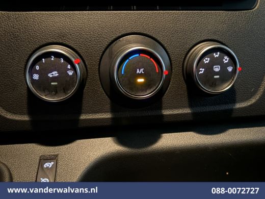 Renault Master 2.3 dCi 146pk Bakwagen 232cm Hoog Laadklep Zijdeur Euro6 Airco | LED | Lat om Lat betimmering Cru... ActivLease financial lease