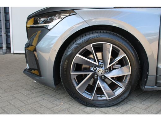 Skoda Enyaq iV 60 Sportline | SOH 93% | Navigatie | Camera | Matrix LED | Adaptive cruise control | Keyless | ActivLease financial lease