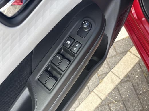 Suzuki Swift 1.2 Select Smart Hybrid ActivLease financial lease