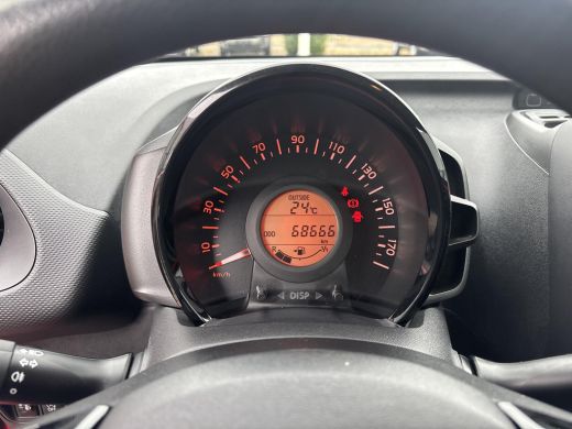 Toyota Aygo 1.0 VVT-i x-fun ActivLease financial lease